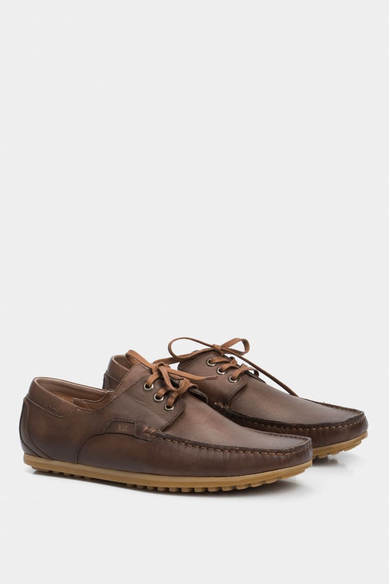 Zapatos-de-cuero-con-cordones