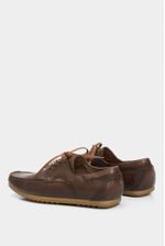 Zapatos-de-cuero-con-cordones