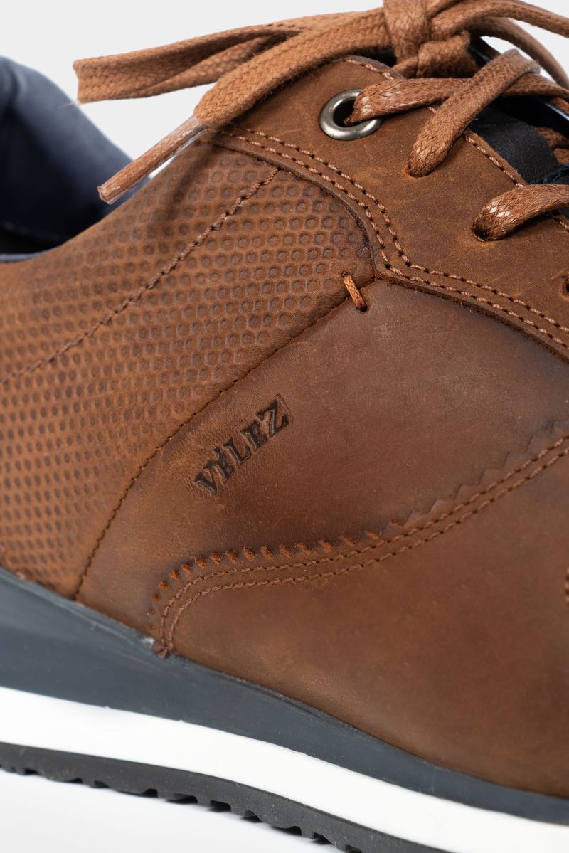 Tenis-de-cuero-