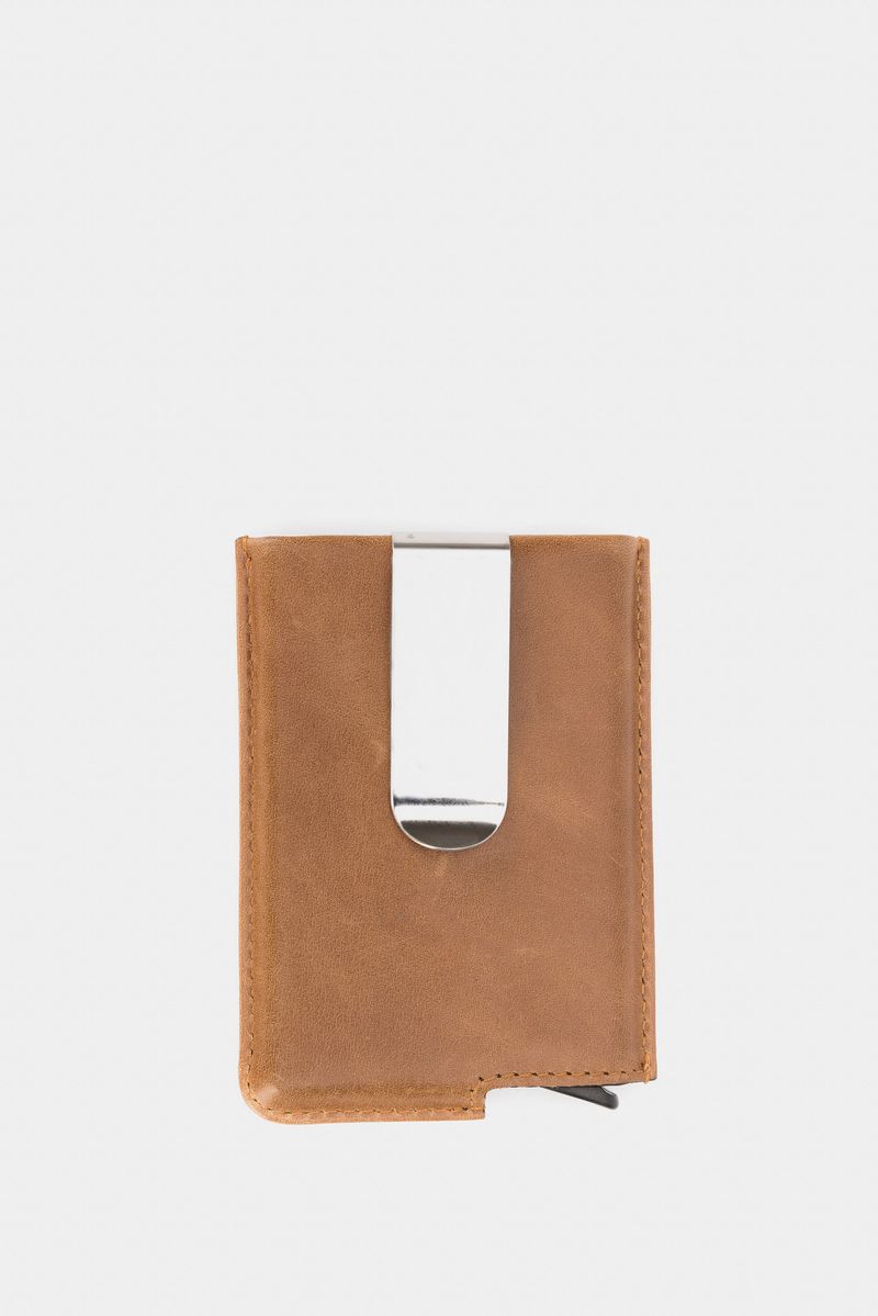Porta-tarjetas-de-cuero