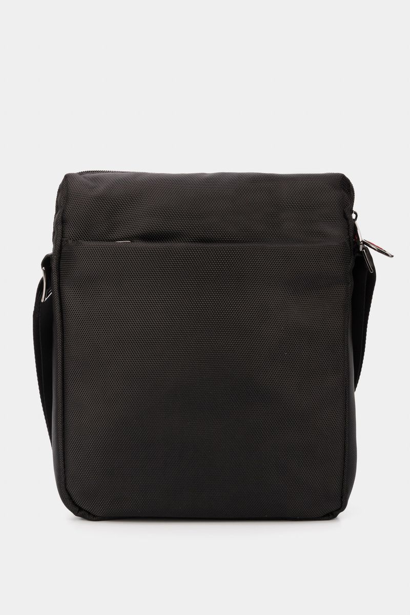 Bolso-manos-libres-de-cuero