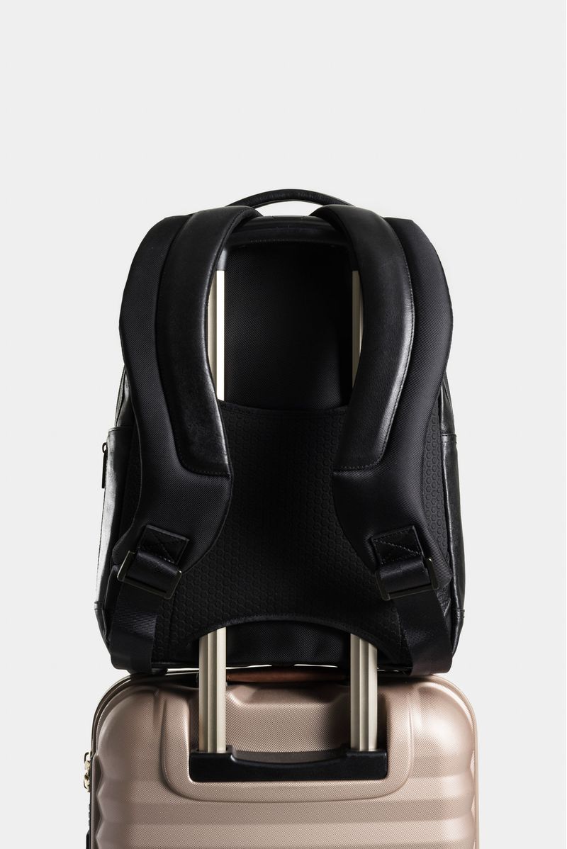 Morral-de-cuero