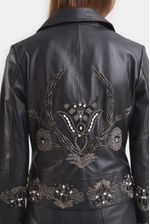 Chaqueta-de-cuero