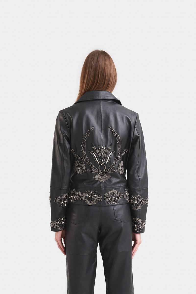 Chaqueta-de-cuero