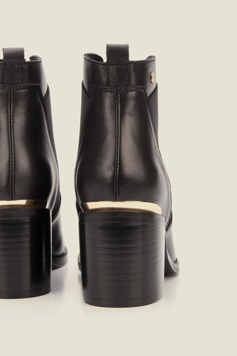 -BOTINES