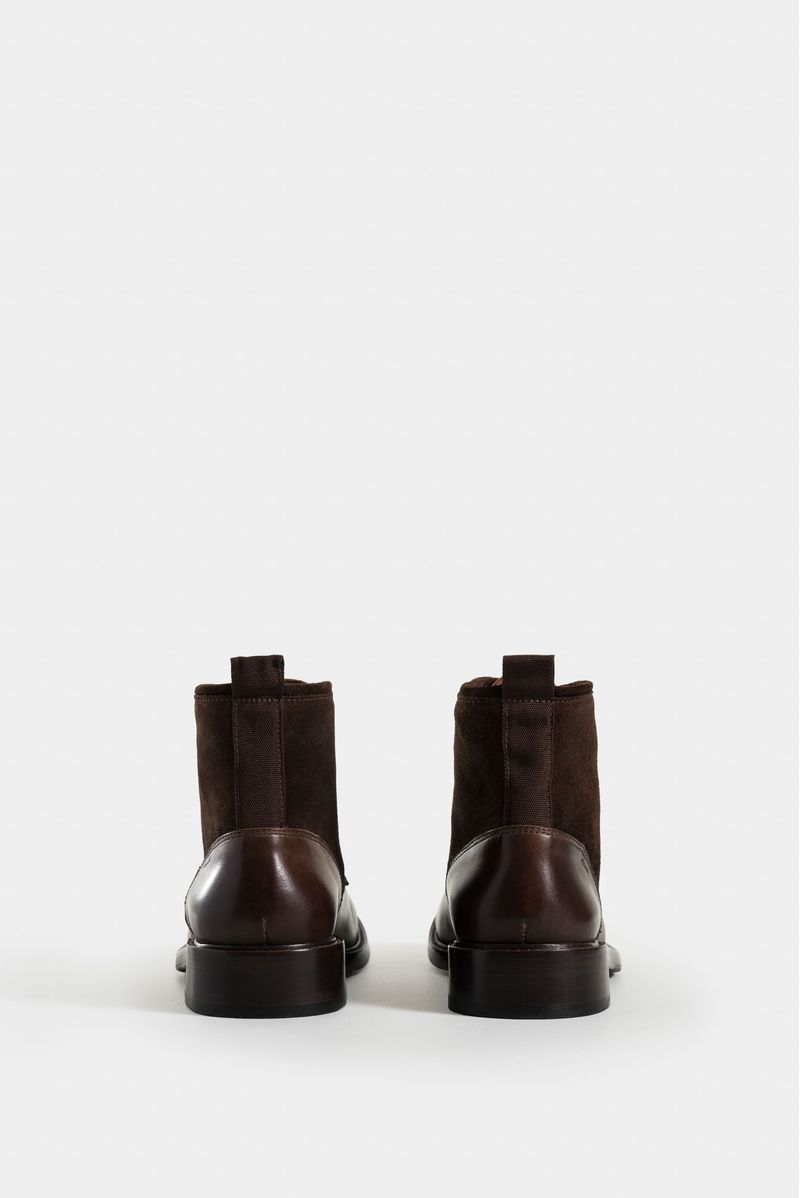 Botas-de-cuero