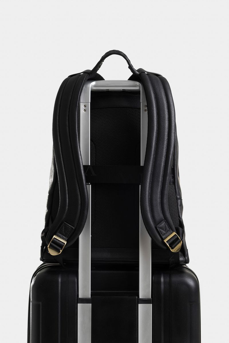 Morral-de-cuero