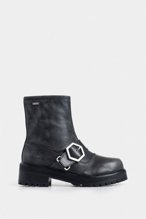 Chelsea Noir Brush Off Leather Boots for Women with Rider Style