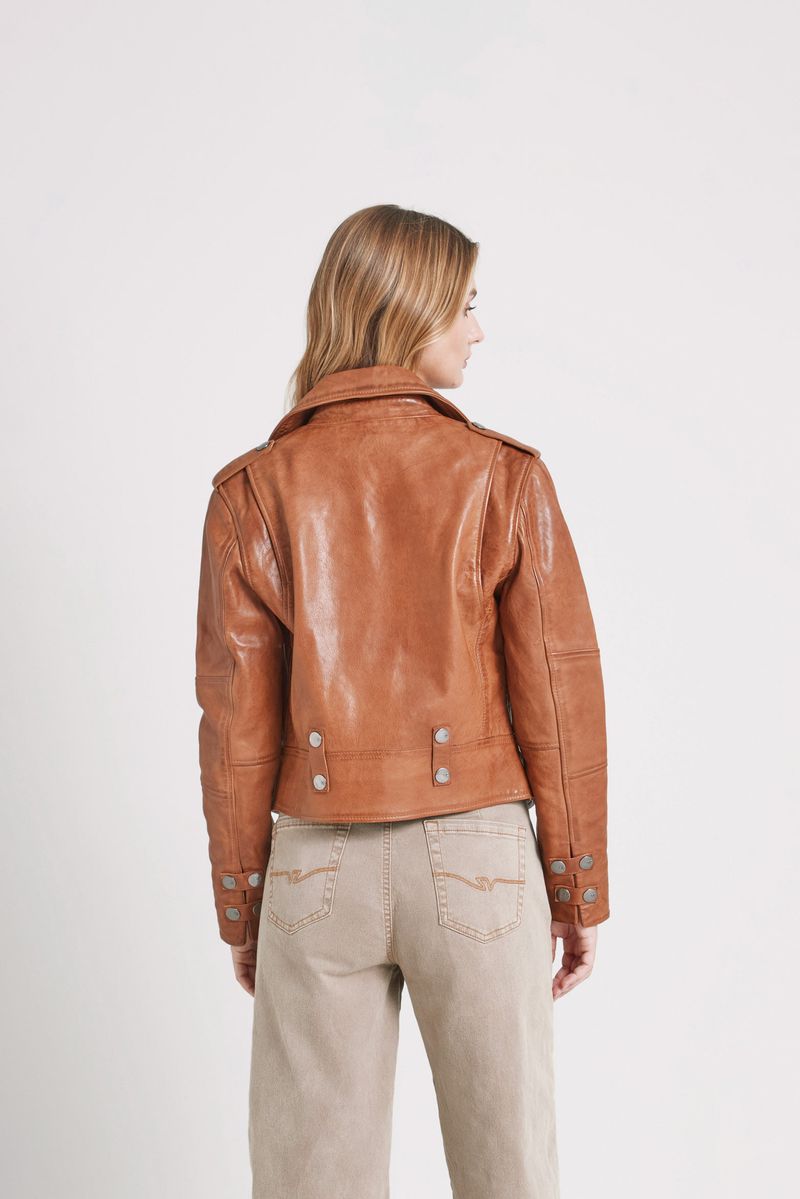 Chaqueta-de-cuero