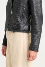 Chaqueta-de-cuero
