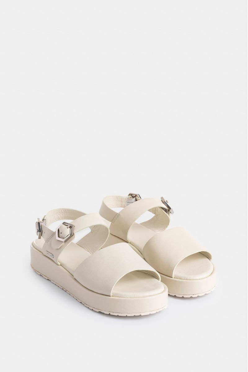 Sandalias-plataforma-de-cuero