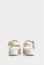Sandalias-plataforma-de-cuero