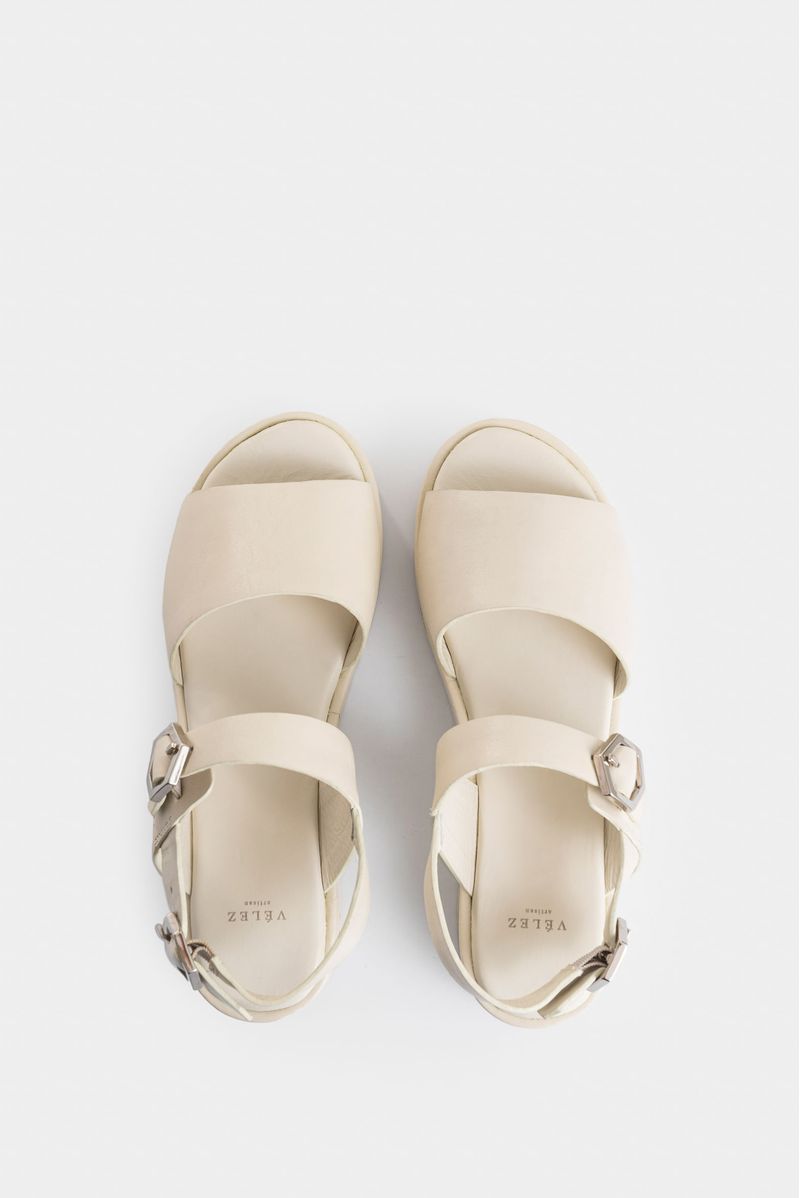 Sandalias-plataforma-de-cuero