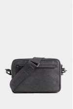Bolso-manos-libres-de-cuero