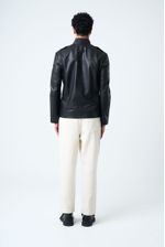 Chaqueta-de-cuero