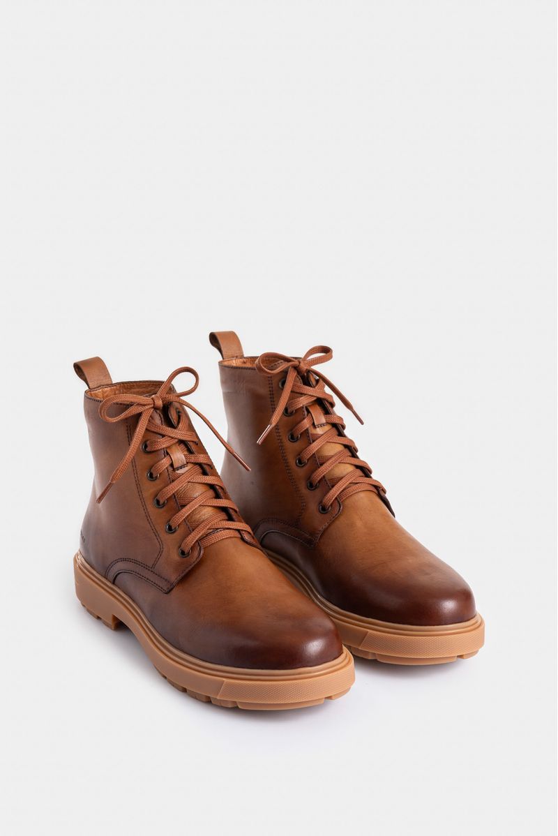 Botas-de-cuero