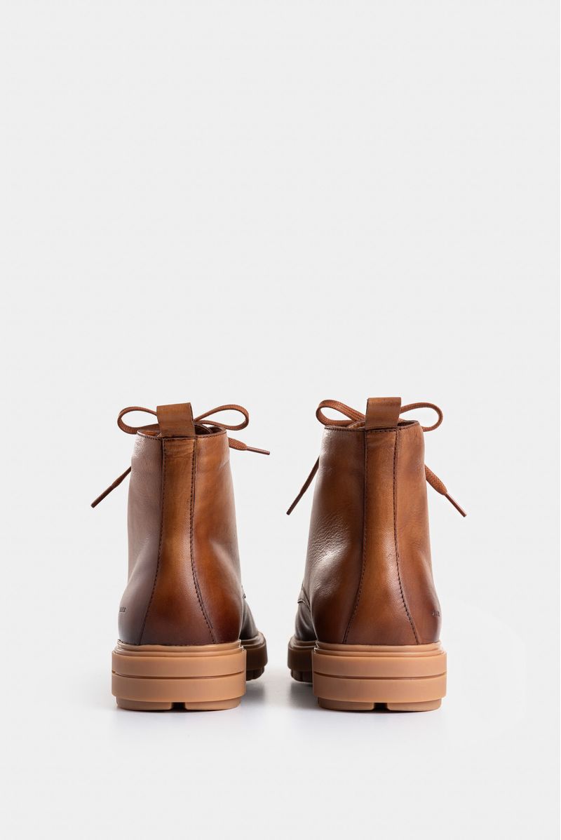 Botas-de-cuero