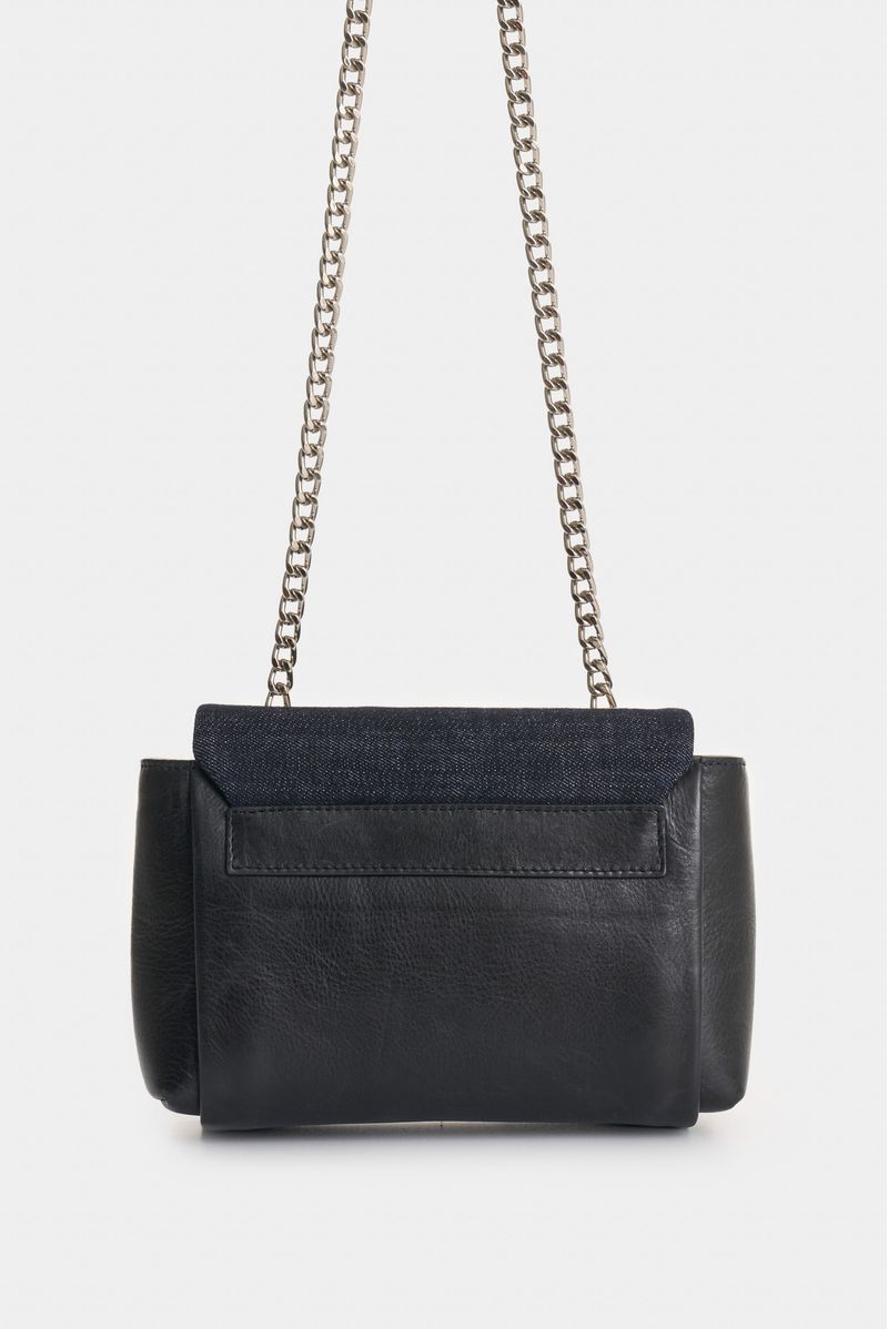 Bolso-manos-libres-de-cuero