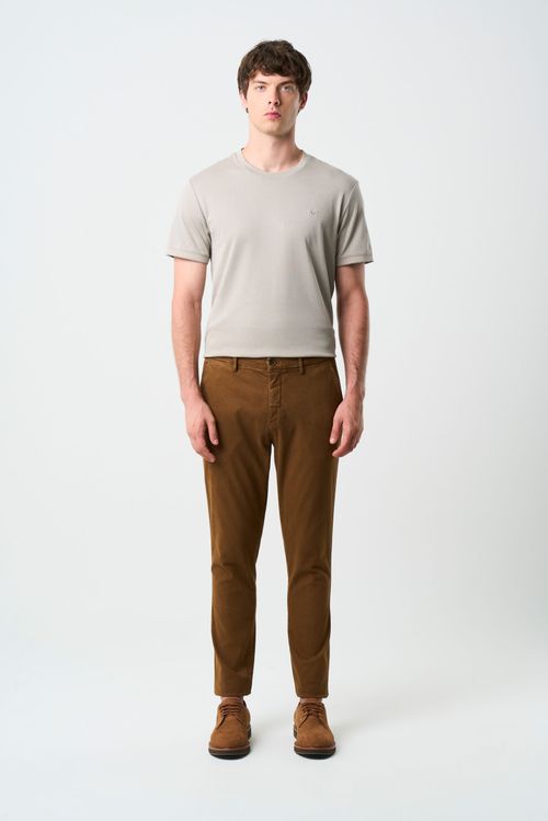 Men's semifitted Italo chino pants in brown