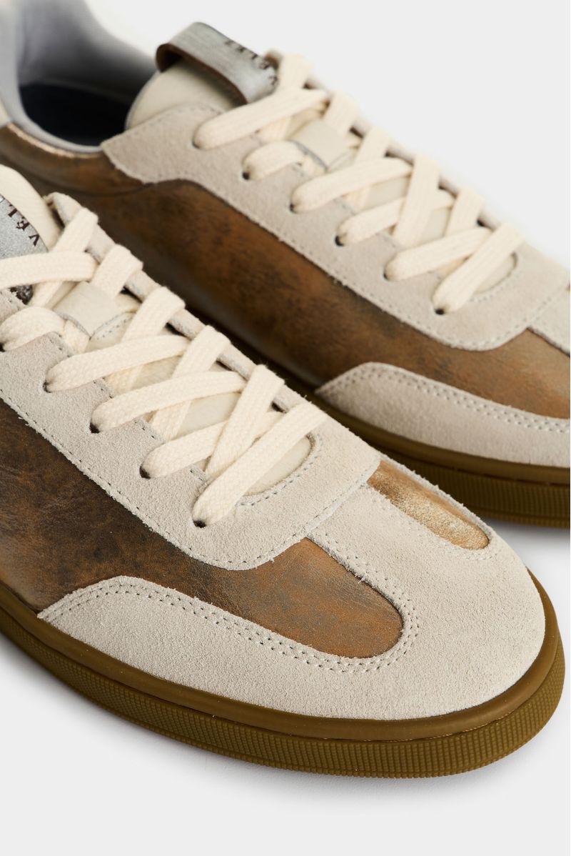 Tenis-de-cuero