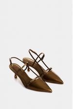 Tacones-de-cuero
