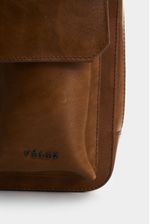 Bolso-manos-libres-de-cuero