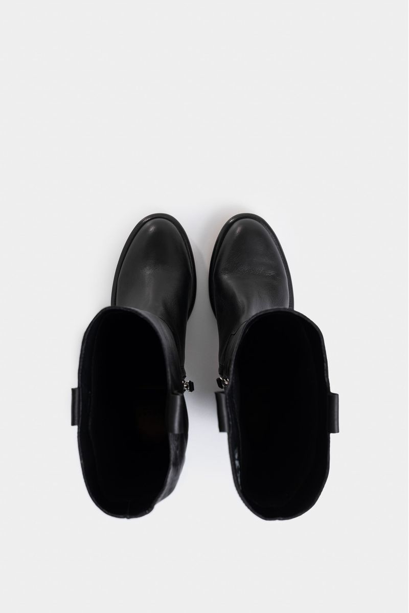 Botas-de-cuero
