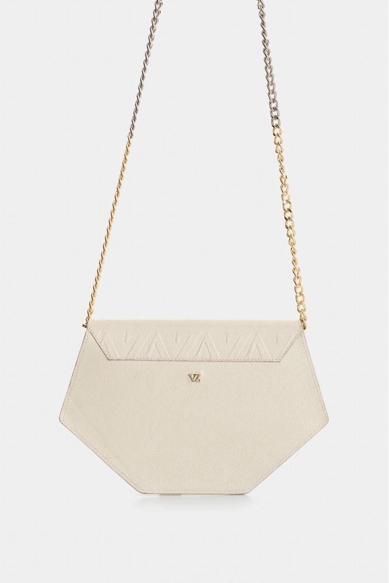 Bolso-manos-libres-de-cuero