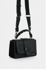 Bolso-manos-libres-de-cuero