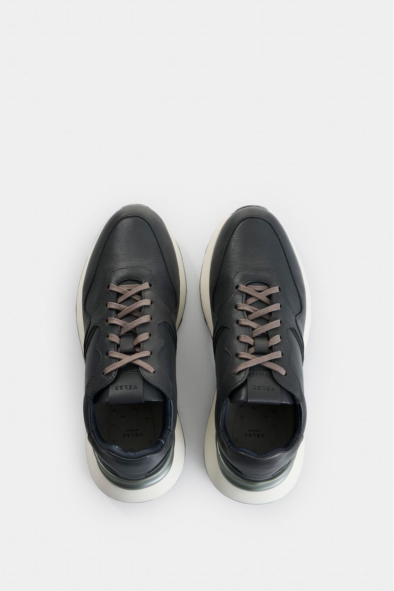 Tenis-de-cuero