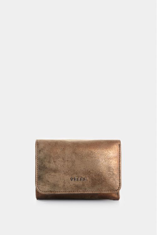 Women's small leather wallet with clasp closure