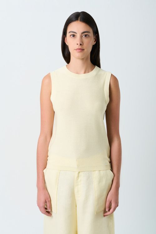 Lightweight Astromelia knit top for women