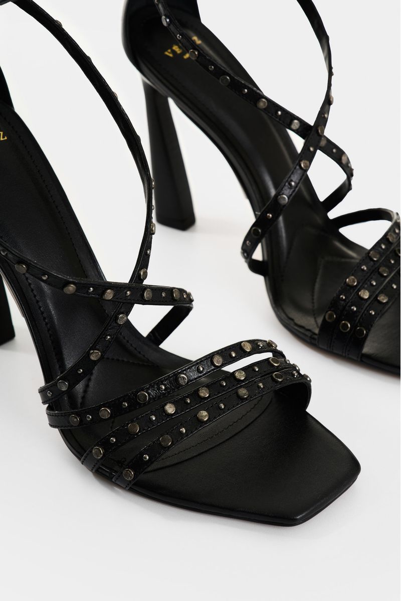 Sandalias-tacon-de-cuero