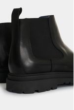 Botas-de-cuero
