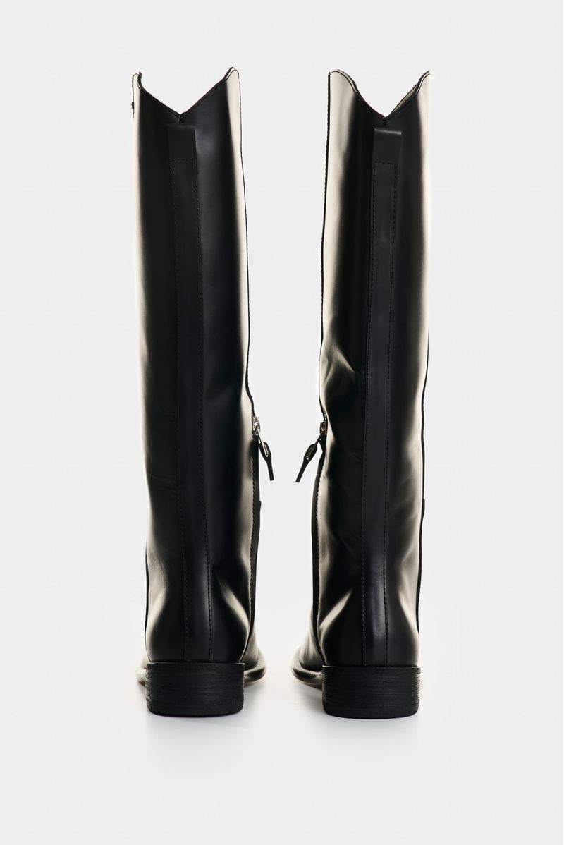 Botas-de-cuero
