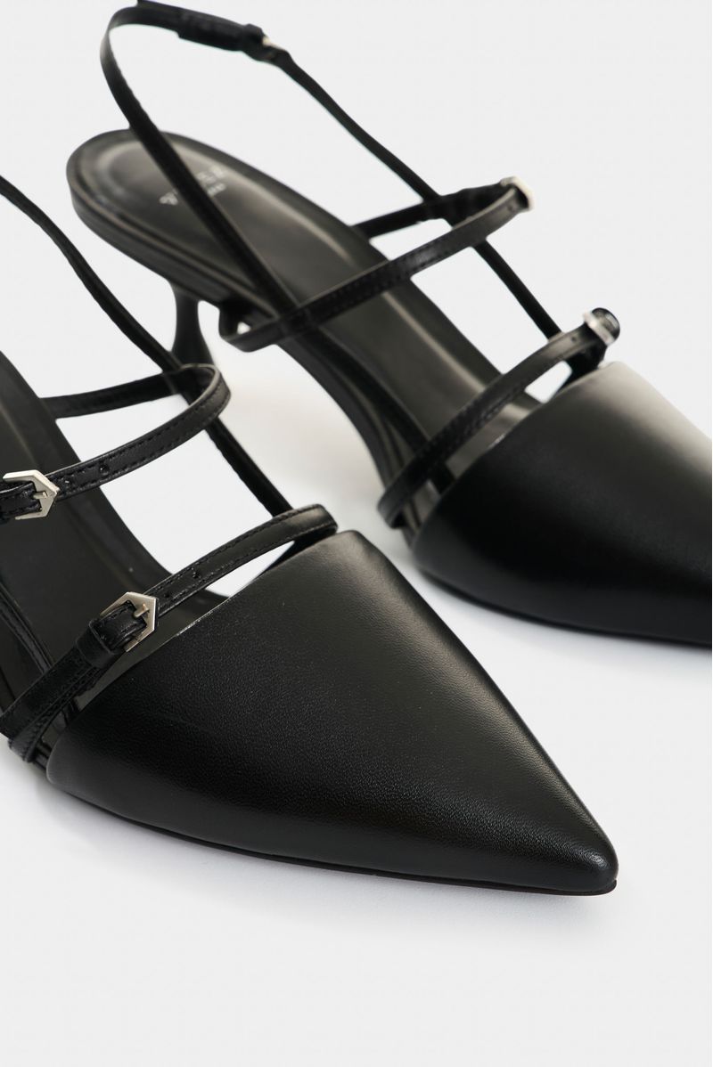 Tacones-de-cuero