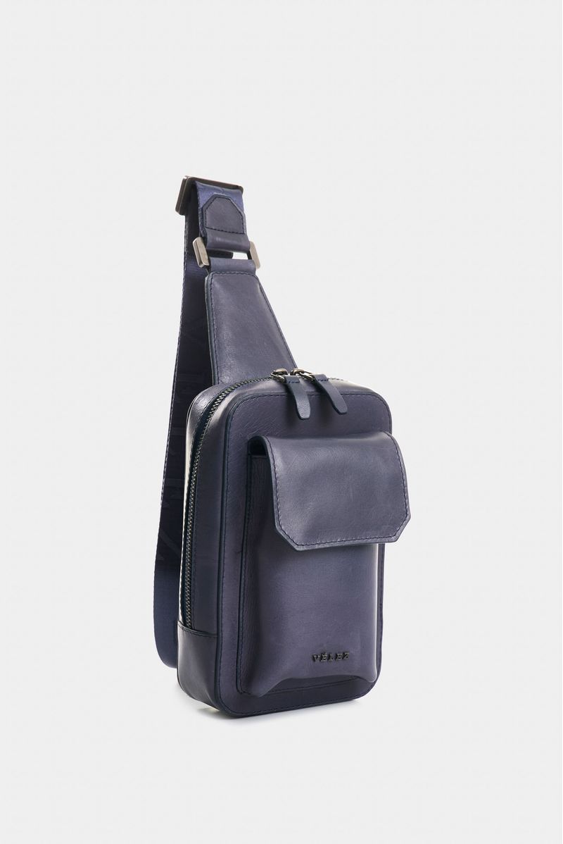 Bolso-manos-libres-de-cuero
