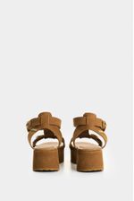 Sandalias-plataforma-de-cuero