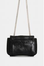 Bolso-manos-libres-de-cuero